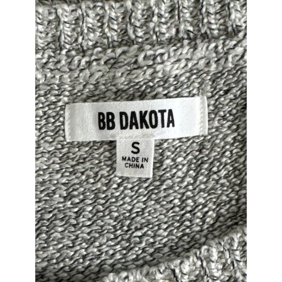 BB Dakota Grey Heathered Crossover Back Sweater with Fringe Detail Size S - Picture 6 of 14